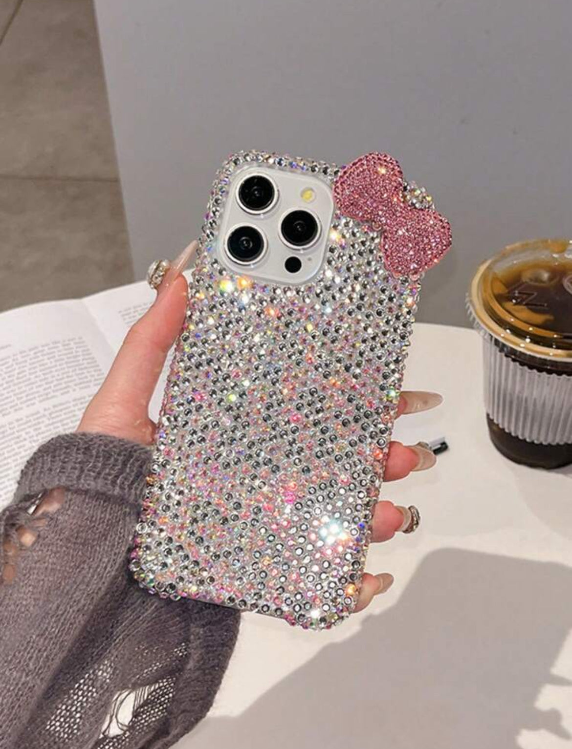 Hello kitty sparkling phone case
